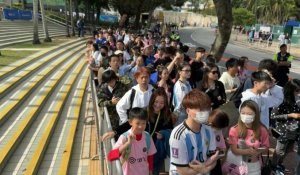 Messi mania: les fans hongkongais font la queue pour voir l'entraînement de l'Inter Miami
