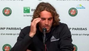 Roland-Garros 2020 - Stefanos Tsitsipas : "Mon père, vous savez, c'est un peu le couteau suisse. Donc psy, philosophe, je ne sais pas"