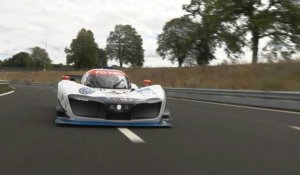 La LMPH2G, prototype hydrogène de l'écurie H24 Racing, à l'essai avant les 24 Heures du Mans 2024