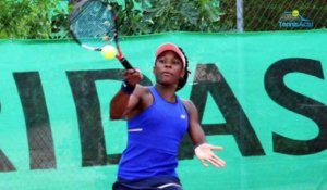 Le Mag Tennis Actu - Célia-Belle Mohr : "Être joueuse professionnelle, ce serait une vie de malade"