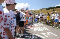 Tour de France: Pinot tire sa révérence, le "Virage Pinot" en transe