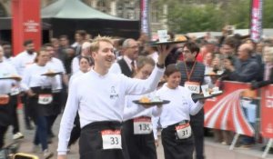 Entre équilibre et vitesse, la course des cafés anime Paris