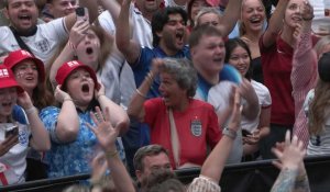 Euro-2025: les supporters anglais fêtent le nouveau sacre des "Lionnes"