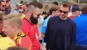 Simon Mignolet avec les supporters belges à Los Angeles avant Belgique-Iran