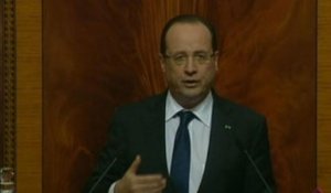 À Rabat, Hollande salue les "pas décisifs" du Maroc vers la démocratie