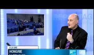 FRANCE 24 A La Une - 05/01/2012 A LA UNE