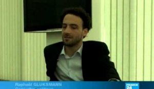 Raphaël Glucksmann, conseiller officieux du président géorgien
