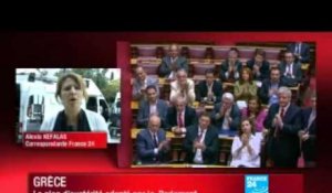 Grèce : un "champ de guerre" place du parlement à Athènes