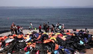 Dans toute l'Europe, les réfugiés affluent par milliers