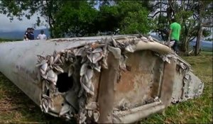 Débris d'avion retrouvé à La Réunion: un morceau du MH370 ?