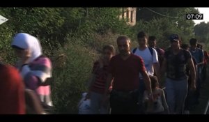 L'arrivée massive de migrants en Hongrie, à travers les télés