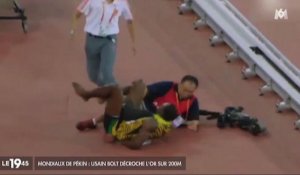 Le zapping du 28/08 : Le gadin d'Usain Bolt aux Mondiaux de Pékin