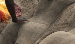 Rio: des sculptures de sable créent la polémique