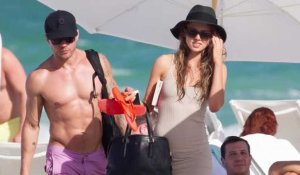 Ryan Phillippe profite d'une journée à la plage avec sa fiancée