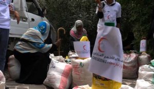 Le Croissant-Rouge émirati vient en aide aux Yéménites de Taëz