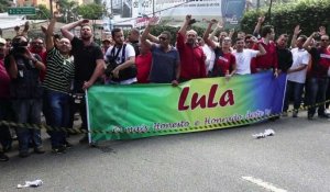 Brésil/Petrobras: la police perquisitionne chez Lula