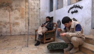 Syrie: des secouristes goûtent la quiétude de la trêve à Alep