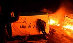 Calais: démantèlement de la zone sud de la "jungle"