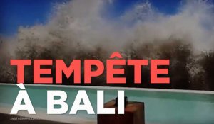 Des vagues impressionnantes frappent Bali