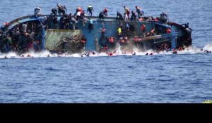 Le chavirage d'un bateau de migrants sous les yeux des secours