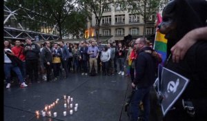 Attentat d'Orlando : rassemblement à Paris en hommage aux victimes