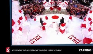 Jean-Luc Reichmann évite la chute, problèmes techniques sur le plateau de Vivement la télé (Vidéo)