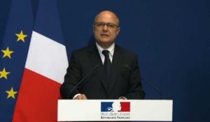 Filles attachées parlementaires : Bruno Le Roux démissionne