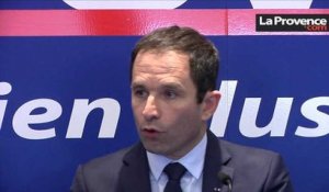 Benoît Hamon face aux lecteurs de La Provence