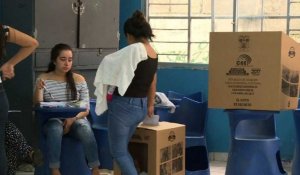 Elections en Equateur: 'Nous voulons du changement'