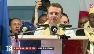 À Mayotte, Macron tacle le "discours mensonger" de Marine Le Pen