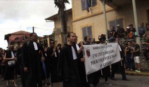 Manifestations historiques en Guyane pour la "journée morte"