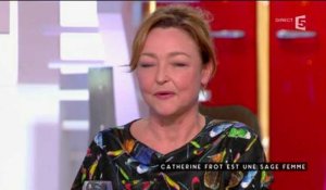"C à Vous" : Catherine Frot a accouché cinq femmes pour son dernier film "Sage femme" ! (Vidéo)