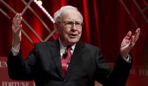 Warren Buffett riposte à Donald Trump en publiant sa déclaration d'impôts