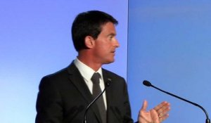 Manuel Valls : "En mer, comme en politique, il faut tenir la barre"