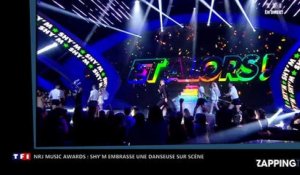 NRJ Music Awards : Shy'm embrasse sa danseuse en faveur du mariage gay (Vidéo)