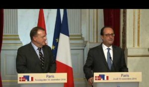Trump: Hollande appelle les Européens à être "clairs et lucides"