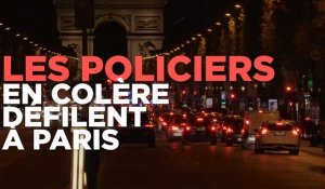 Manifestation sauvage de policiers en pleine nuit sur les Champs-Elysées