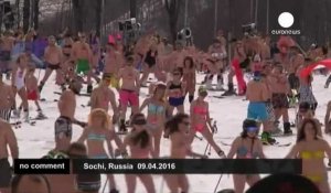Sotchi, le ski en maillot de bain