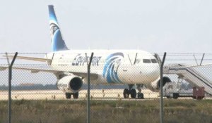 Un avion d'EgyptAir détourné sur Chypre, des passagers libérés