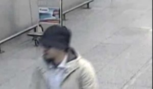  La police belge diffuse les images du mystérieux "homme au chapeau"