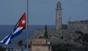Drapeaux en berne à Cuba après la mort de Fidel Castro