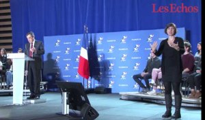 Les interprètes en langue des signes du meeting de François Fillon 