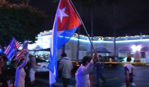 Scènes de liesse à Miami après la mort de Fidel Castro