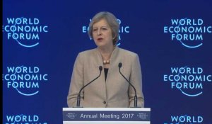 Davos 2017 : (ré)écoutez l'intervention de Theresa May, venue défendre le Brexit 
