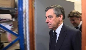 Fillon de retour en campagne à Troyes malgré les affaires