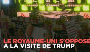 Les Britanniques manifestent en masse contre une visite de Trump