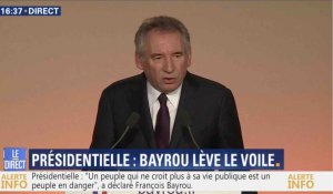 François Bayrou propose une alliance à Macron - ZAPPING ACTU DU 22/02/2017