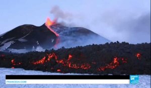 Images impressionnantes de l'Etna entré en éruption pour la première fois de l'année