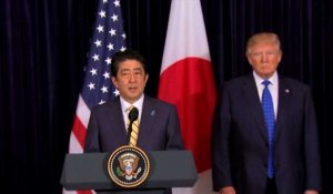 Missile nord-coréen: Trump assure Tokyo du soutien des E.U.