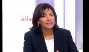 Hidalgo dénonce le comportement de certains élus à Paris sur l'accueil de réfugiés